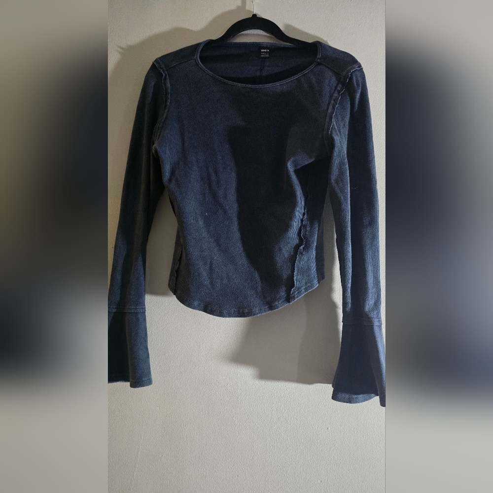 Women's Blue Long Sleeve Top